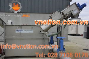 screw screener / for liquids / for wastewater treatment / self-cleaning