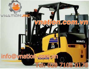 electric forklift truck / ride-on / waterproof / 4-wheel