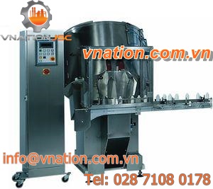rotary sorting machine / automatic / for plastic container