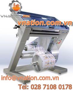 plastic film slitter-rewinder