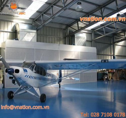 enclosed paint booth / filter / for aeronautical applications