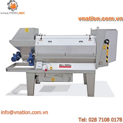 destemmer-crusher