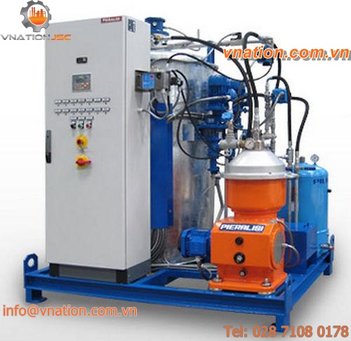 centrifugal separator / for mineral oil