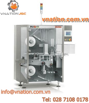 automatic shrink wrapping machine / with heat shrink film