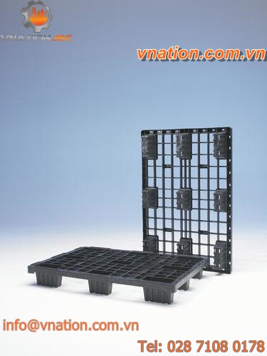 plastic pallet / light
