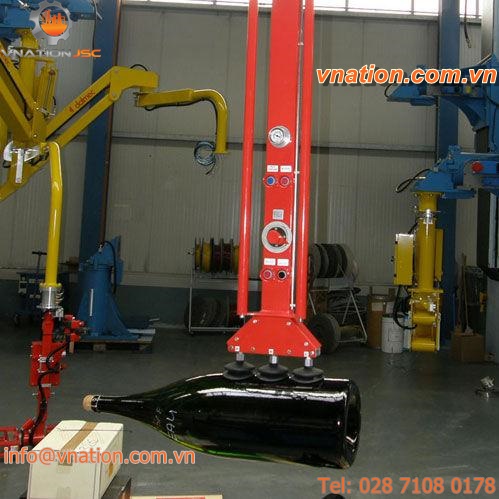 manipulator with suction cup / handling / for gripping / for bottles