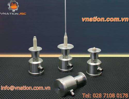 capacitive level switch / for water / threaded