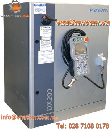 robot controller with teach pendant