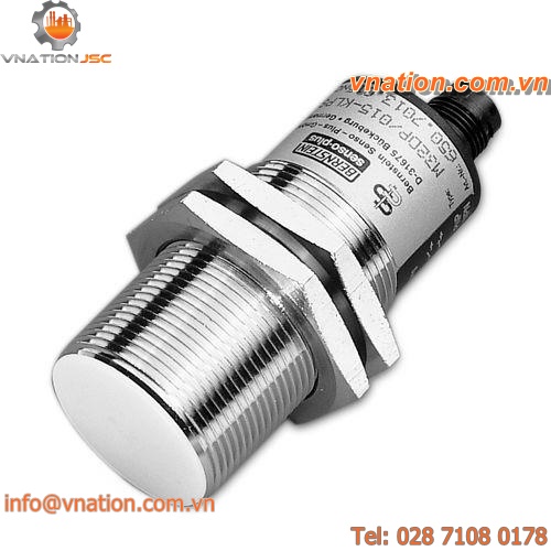 capacitive proximity sensor / cylindrical / with relay output / IP65