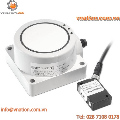 ultrasonic distance sensor / IP65 / short circuit-proof / programmable