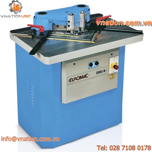 90? fixed angle notching machine / hydraulic / electric / shearing
