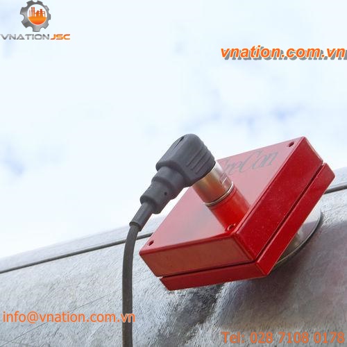 spark detector / with extinguishing system