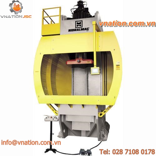 hydraulic press / forming / stamping / straightening