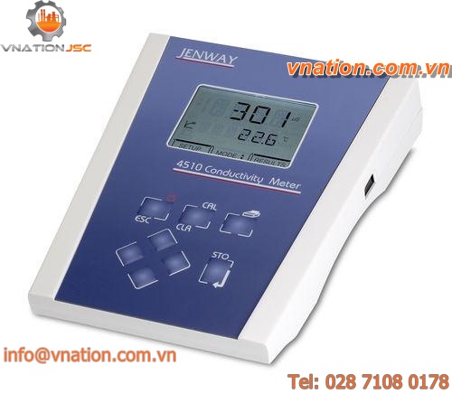 bench-top conductivity meter / with automatic temperature compensation