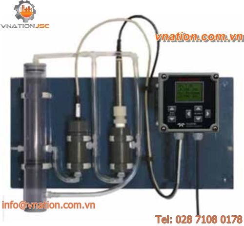 water analyzer / chlorine / pH / portable