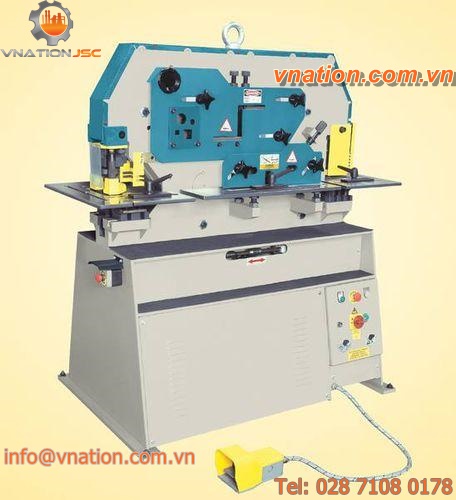 angle notching machine / hydraulic / punching