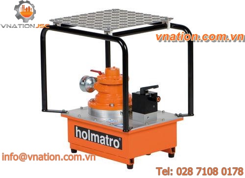 air-driven hydraulic power unit / for mobile applications / wheel-mounted