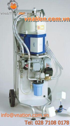 centrifugal separator / coolant / industrial