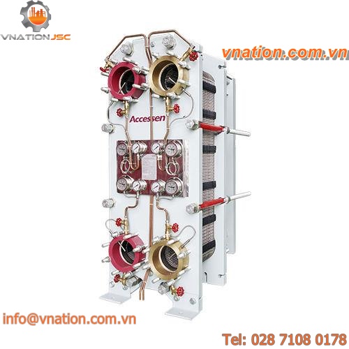 gasketed-plate heat exchanger / water/water / titanium / compact
