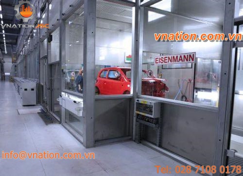enclosed paint booth / filter / for the automotive industry