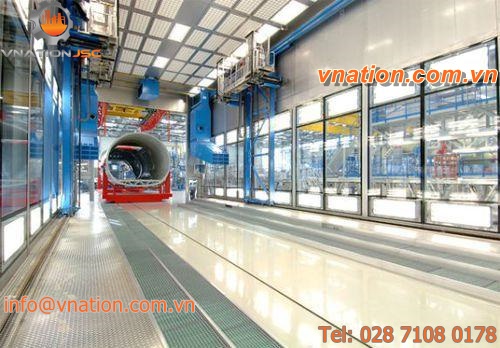 enclosed paint booth / filter / for railway applications / for aeronautical applications