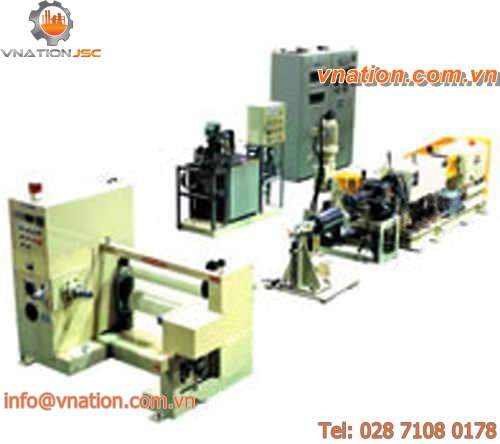 flat-film extrusion line / for foam sheet
