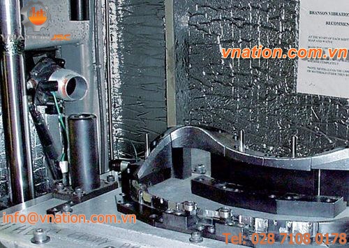 non-static air blower / charge detection ionizer