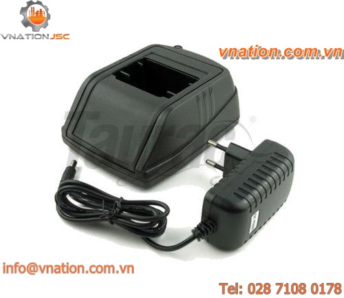 Ni-MH battery charger / Ni-Cd / plug-in