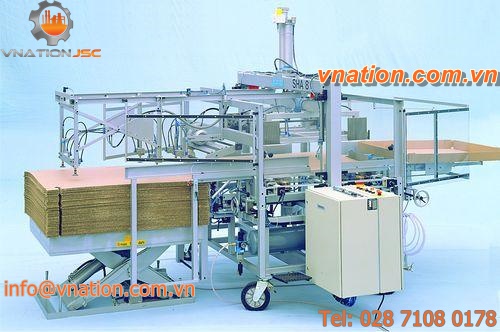 automatic tray forming and stapling machine