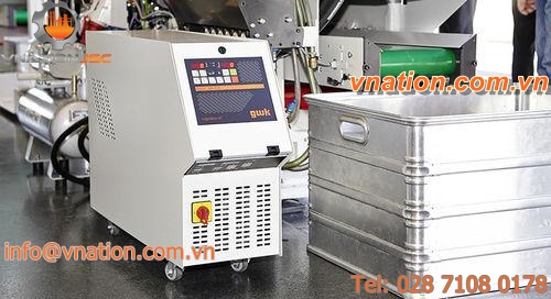 circulating water thermal regulator / with touchscreen / for injection molding machines / compact