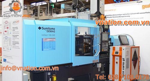thermal regulator with carbon dioxide circulation / with touchscreen / for injection molding machines