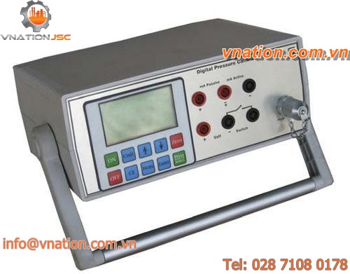 pressure calibrator / desk / pneumatic