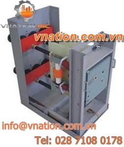 vacuum circuit breaker / medium-voltage / three-phase / motorized