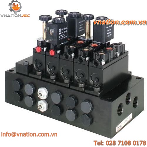 pilot solenoid valve / spring / for liquids / 2-way