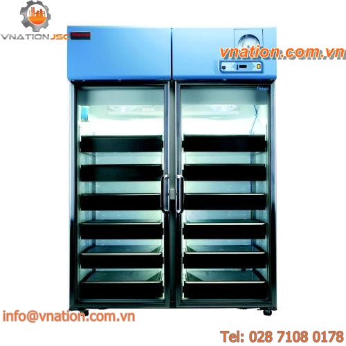 upright refrigerator / for blood banks