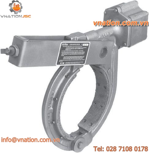 drum brake / with pneumatic release / spring activated / emergency