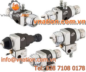 spray gun / finishing / solvent / for paint