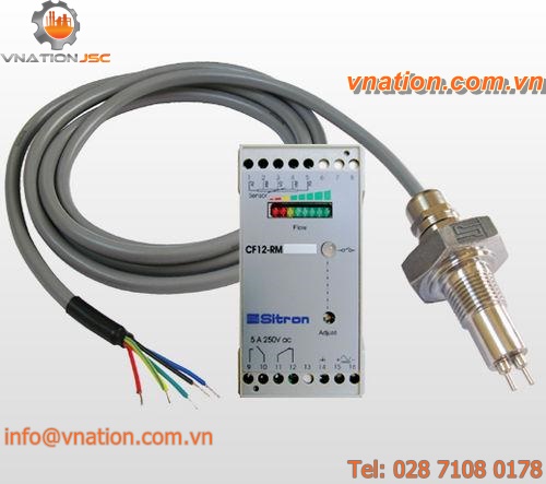 thermal flow sensor / for liquids and gases