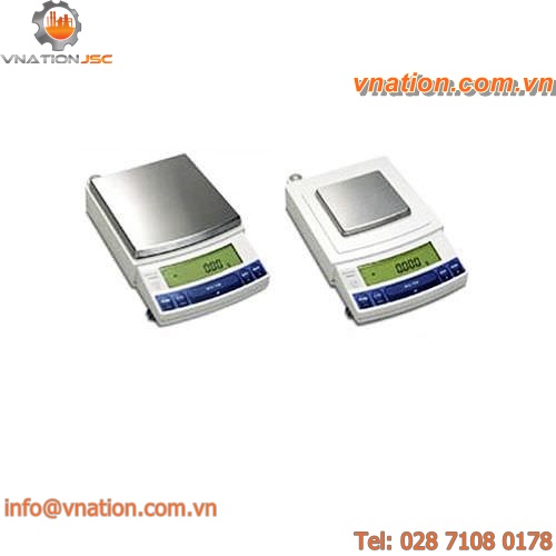 precision scales / with LCD display