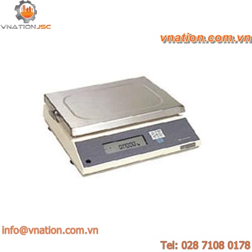 platform scales / with LCD display