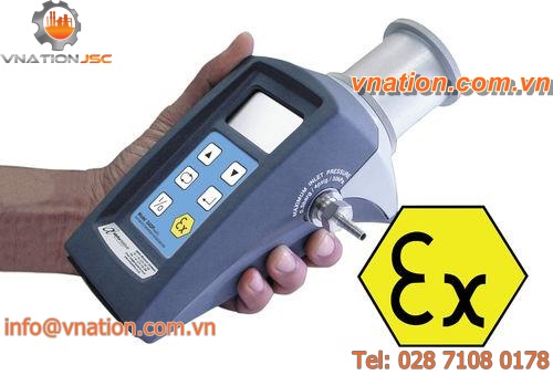 digital hygrometer / portable / compact / dew-point