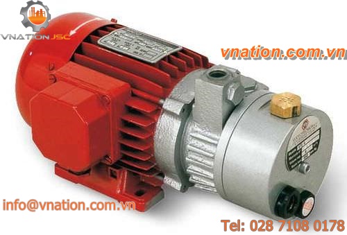 rotary vane vacuum pump / oil-lubricated / single-stage / with electric actuator