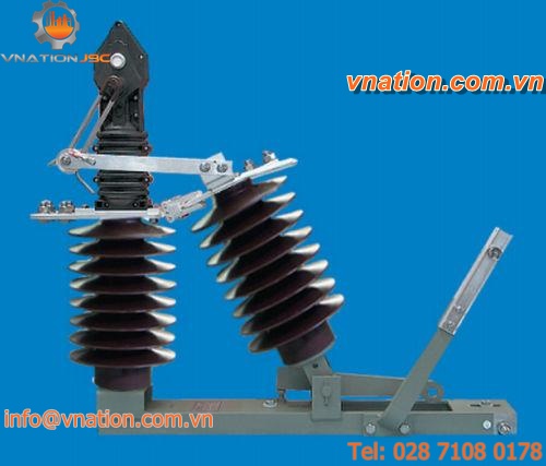 disconnect switch for railway applications / exterior / single-pole