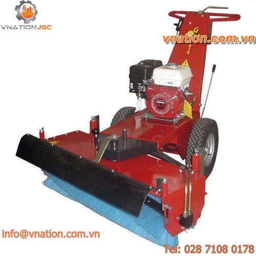 walk-behind sweeper / hydraulic / gasoline