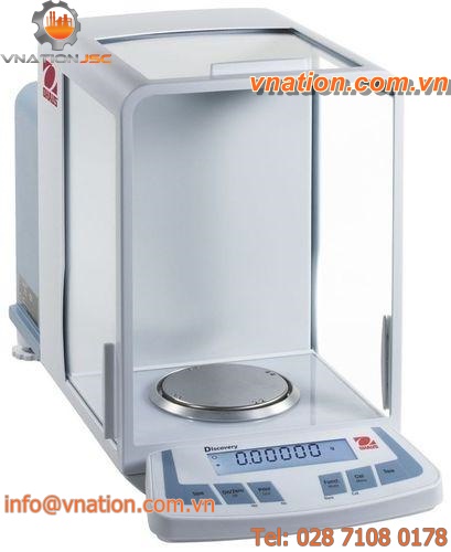 analytical balance / semi-micro / with LCD display / with internal calibration