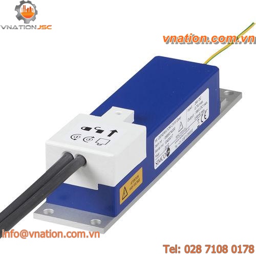 electrostatic charge generator
