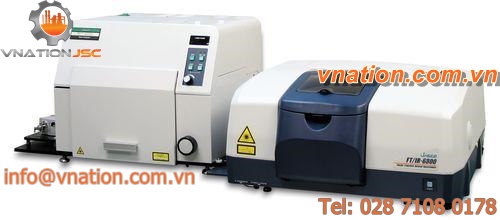 Raman spectrometer / benchtop / high-precision / high-sensitivity