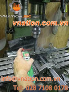 cutting oil / metal