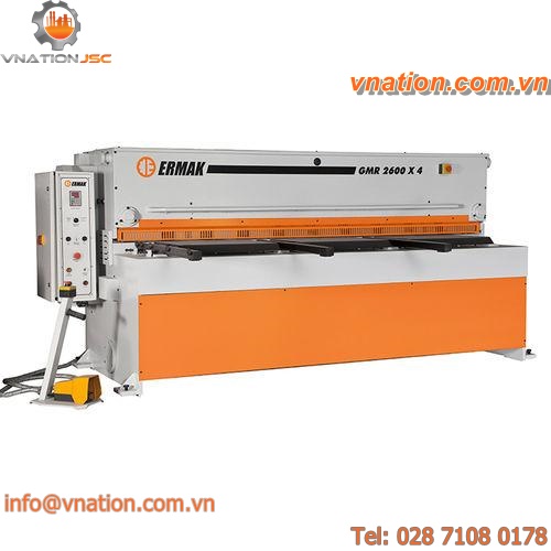 guillotine shear / mechanical / for metal sheets
