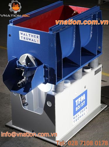 edge vibratory finishing machine / linear / for tool